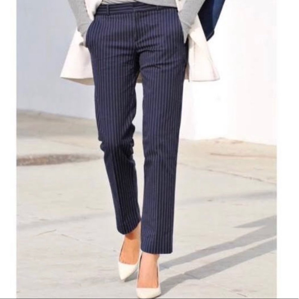 Banana Republic Ryan pant - Navy Pinstripe